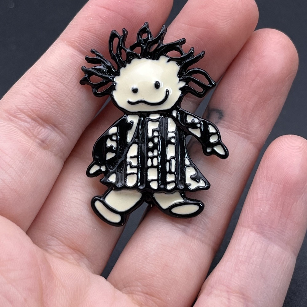 Black & White Cartoon Ragdoll Toy Lapel Hat Pin